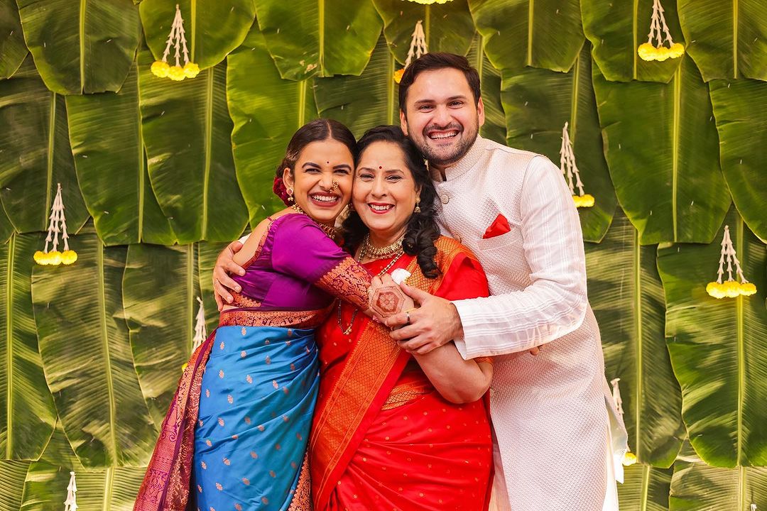 siddharth chandekar mother get married 