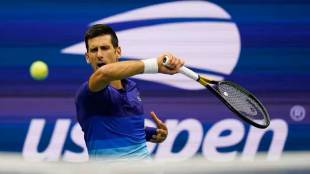 novak djokovic makes winning return