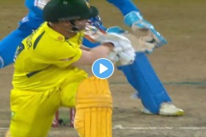 IND vs AUS: David Warner found it difficult to bat with his straight hand Ashwin bowled him watch video