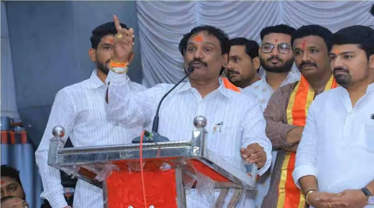 उलट त्यांनी जनतेला या खात्यावर १५ लाख रुपये टाकू. या आश्वासनाचं काय झालं याचं उत्तर अमित शाहांनी द्यावं. होते त्याचे काय झाले? - अंबादास दानवे