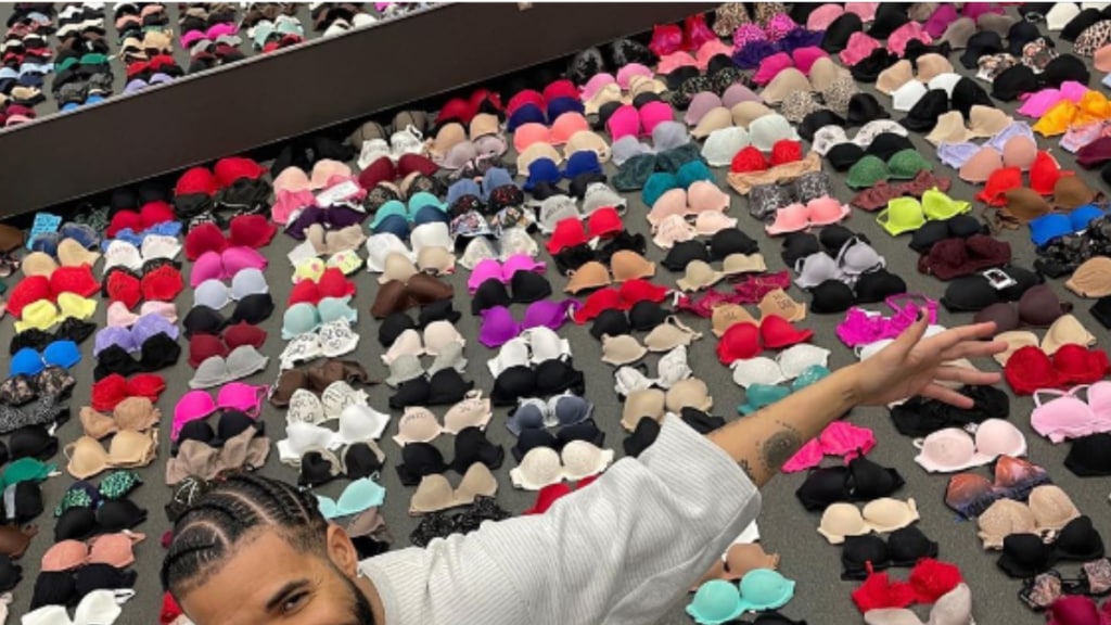 Rapper Drake Shares Photo With Bra Of Different Cup Sizes And Colors Thrown At Him at Concerts Fans Call Him Bra King