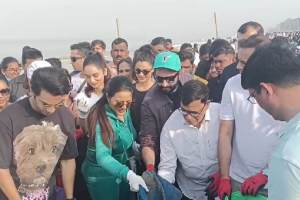 Amruta Fadnavis at Juhu