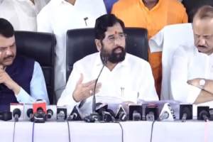 “आम्ही हॉटेलमध्ये थांबलेलो नाही..”, मराठवाड्यासाठी ५९ हजार कोटींची घोषणा करत मुख्यमंत्र्यांचा विरोधकांना टोला What Eknath Shinde Said?