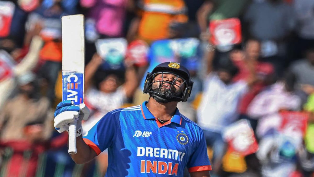 IND vs SL: India captain Rohit Sharma crossed the 10 thousand runs mark in ODI career became the sixth Indian to do so