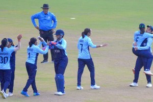 IND W vs SL W: India's girls won gold in cricket defeated Sri Lanka by 19 runs in the final