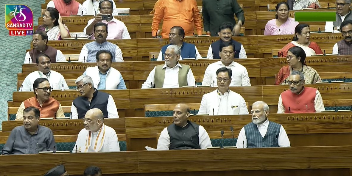New-Parliament-building-special-session-loksabha-photos
