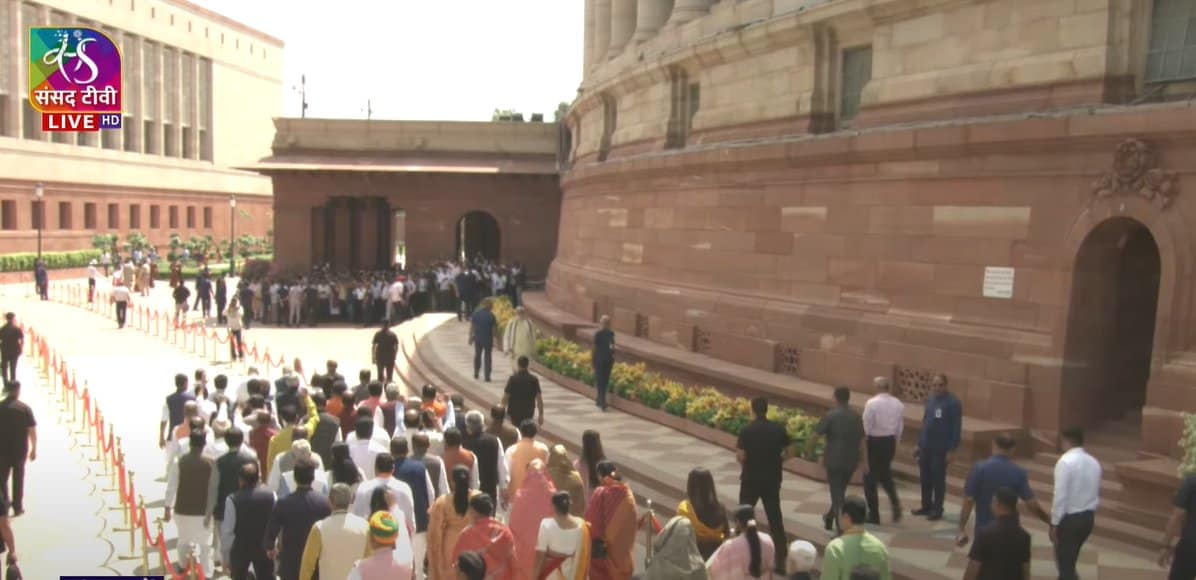 New-Parliament-building-special-session-loksabha-photos