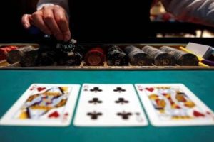 खळबळजनक! विविध राजकीय पक्षांच्या पदाधिकाऱ्यांचे जुगार अड्डे Gambling dens of office bearers