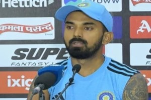 IND vs AUS: ऑस्ट्रेलियाविरुद्धच्या मालिका विजयानंतर के.एल. राहुलचे सूचक विधान; म्हणाला, “प्लेईंग-११ निवडणे रोहित-द्रविडसाठी…” After the series win against Australia K.L. Rahul's big statement Said Choosing playing XI will be headache for Rohit-Dravid