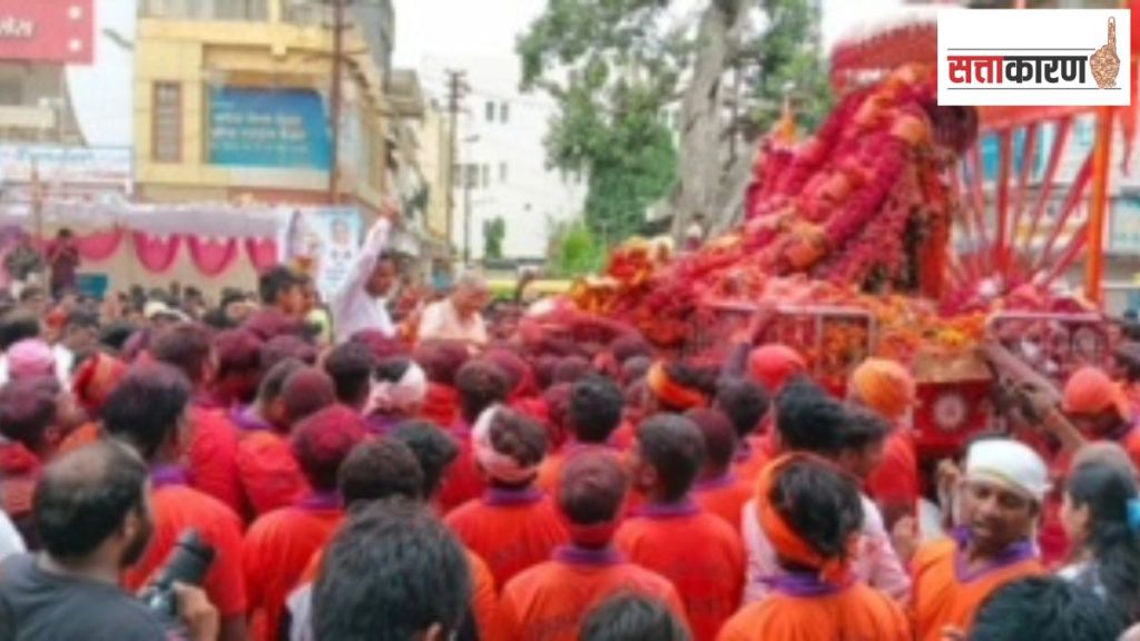 Kavad and Palkhi festival akola