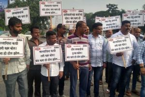 MNS chain protest against toll rate hike