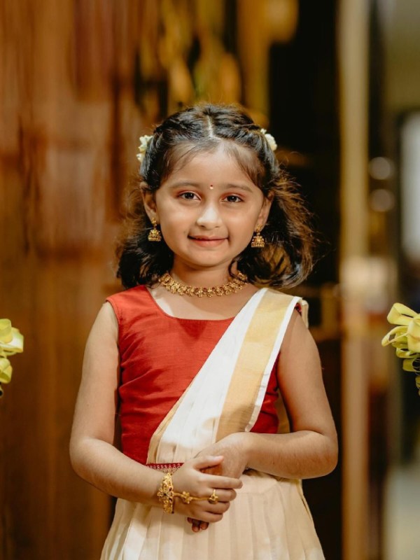 Myra Vaikul South Indian Look