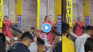 Aunty crazy dance on Tune Maari Entriyaan song at ganpati visarjan video viral on social media