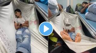 In the train the traveler made a bed by tying a sheet and slept in it