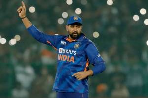 IND vs BAN: रोहित शर्माने रचला इतिहास, भारताकडून ‘ही’ कामगिरी करणारा ठरला पाचवा खेळाडू IND vs BAN Match Updates Sharma Catches Record