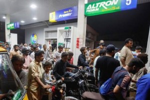 Petrol-Diesel Price on 27 September: मुंबईसह राज्यभरात आज काय आहेत पेट्रोलचे दर? पाहा एका क्लिकवर… Petrol Price