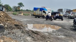 Potholes on roads in Thane