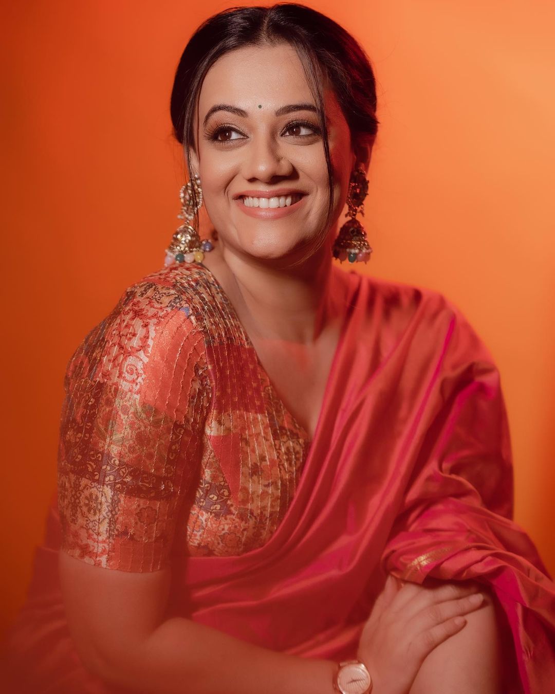 Spruha Joshi Red Nauvari Saree Look