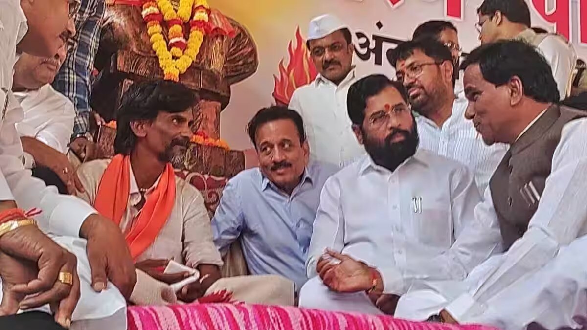 कायदेशीर लढाई लढू नका, असं आम्ही म्हणत नाही. गायकवाड यांनी कायदेशीर लढाई लढली. राणेसाहेबांच्या समितीनेही कायदेशीर बाजू लढवली-मनोज जरांगे