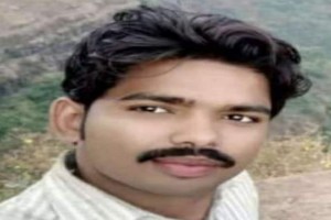 सांगली : मिरवणुकीत नृत्य करताना तरुणाचा हृदयविकाराने मृत्यू Youth died heart attack