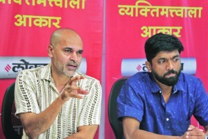 स्मृतिरंजनातून विचारांशी जोडून घेणारा आत्मपॅम्फ्लेट atmapamplet movie