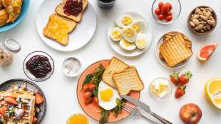 heavy breakfast for health