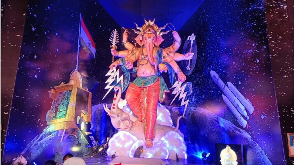 mumbai ganesh mandals, ganesh mandal decorations, decoration of chandrayaan 3, decoration of shiv rajyabhishek sohla, mumbai ganpati decoration, ganeshotsav