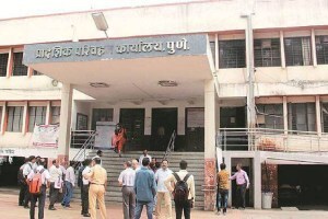 वाहन परवाने, ‘आरसी’ मिळण्यास विलंब… पुणेकरांनी पाठवले सेवा हमी आयुक्तांना ‘हे’ पत्र RC Book, Driving License pune, Pune rto, pune rto delay in delivering driving licence and rc book, RTO Pune