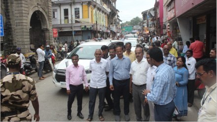 nashik municipal commissioner ganesh visarjan, nashik municipal commissioner instructed to remove encroachment