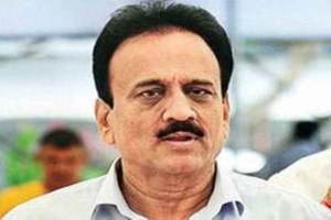 rural development minister girish mahajan, minister girish mahajan gives assurance to banana farmers
