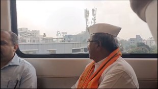 pune guardian minister chandrakant patil, chandrakant patil metro travel, bjp leader chandrakant patil in pune metro