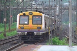 मुंबई: मध्य रेल्वे स्थानकात उभे राहणार ‘सिनेडोम’ central railway