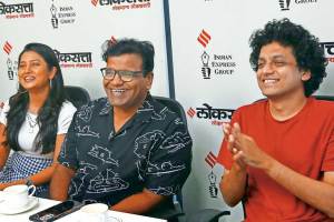 teen adkun sitaram marathi movie cast visit loksatta office for film promotion
