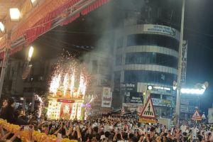 पिंपरी-चिंचवडमध्ये जल्लोषात अन् भक्तीमय वातावरणात गणरायाला निरोप ganesh-visarjan
