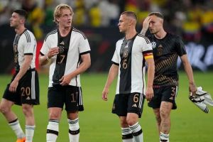 खेळ, खेळी खेळिया : एक वर्तुळ पूर्ण झाले.. germany football team