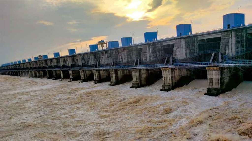 heavy rains in Bhandara district after long hiatus rivers canals and lake are overflowing