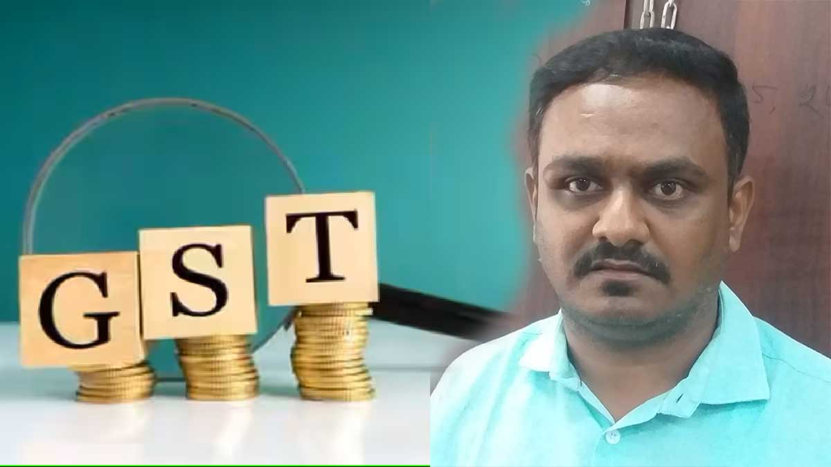 gst officer arrested in kolhapur