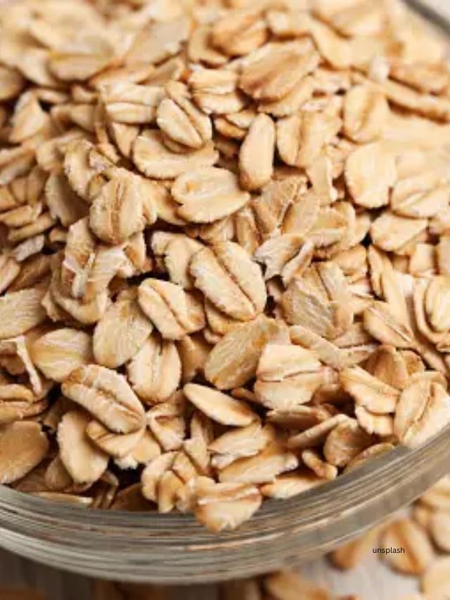 Food For Glowing Skin : Oats (unsplash)