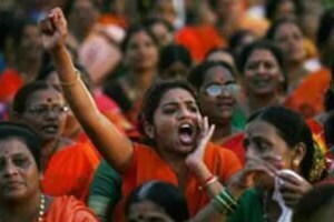 पहिली बाजू : वो शक्ति है, सशक्त है.. indian women power