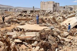 अन्वयार्थ : अस्मानी आणि सुल्तानी.. libya flood
