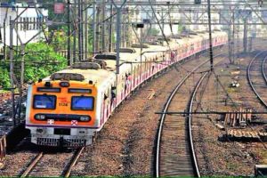Mumbai local: मध्य रेल्वेवर रविवारी मेगाब्लॉक नाही there is no mega block on central railway on sunday