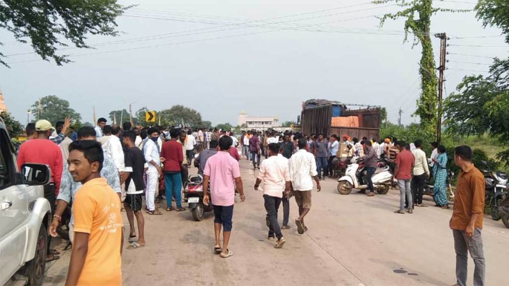three killed after speeding truck carrying iron collided with two wheeler