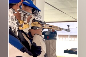 कोल्हापूरच्या स्वप्नील कुसाळेचा आशियाई स्पर्धेत सुवर्णवेध Kolhapur's Swapnil Kusale won gold medal rifle category Asian Games