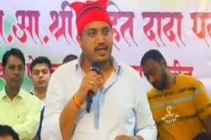 “लोकांना अमिष दाखवून भाजपाच्या सभेला आणलं जातं”, रोहित पवारांचा आरोप people bring in bjp rally with lure of money says rohit pawar