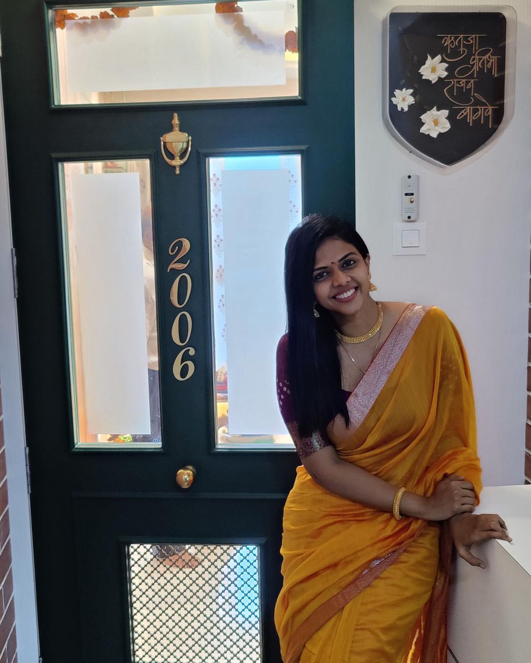 rutuja bagwe new home in thane