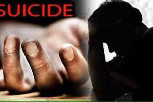 48 year old man commits suicide due to wife extra marital affair