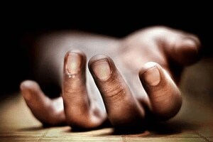 पुणे: रिक्षाचालकाच्या त्रासाला कंटाळून १५ वर्षाच्या मुलीची आत्महत्या 15-year-old girl committed suicide molestation rickshaw driver pune