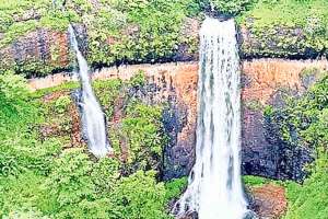 अवांतर: सवतसडा sawatsada waterfall in chiplun