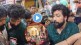 vicky kaushal stuck in crowd at lalbaugcha raja