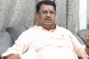 Vijay Wadettiwar criticizes Nitesh Rane